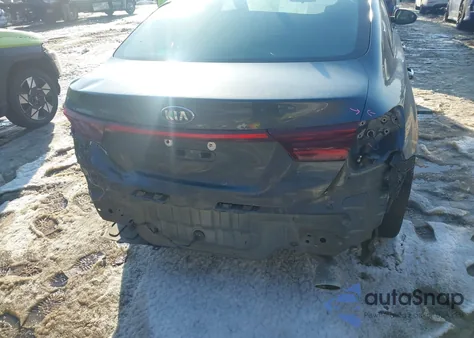 2021 Kia Forte Lxs из США, поврежденный, VIN 3KPF24AD7ME369738